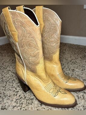 Sonora Western Cowboy Boots Leather Vintage Y2K Sales Sample Sand Tan Women’s 6